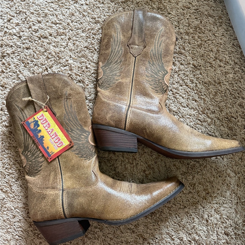 Durango Tan Winged Western Boots